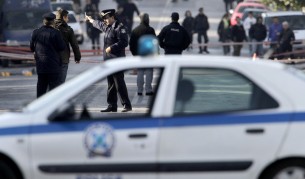 Задържаха петима българи за трафик на бебета в Гърция