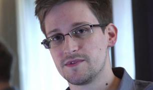 Едуард Сноудън