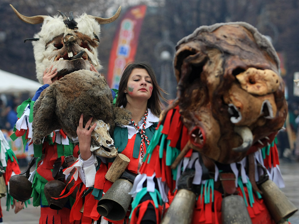 Международен фестивал на маскарадните игри, "Сурва 2014" гр. Перник