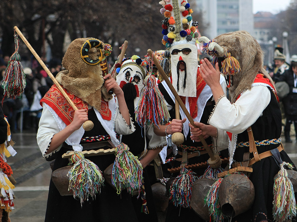 Международен фестивал на маскарадните игри, "Сурва 2014" гр. Перник