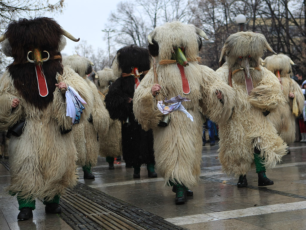 Международен фестивал на маскарадните игри, "Сурва 2014" гр. Перник