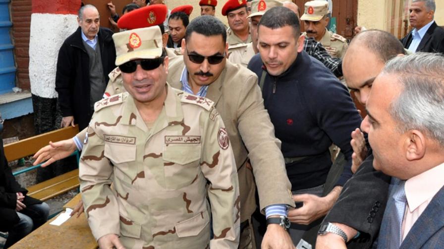 Египет: Абдел Фатах ас Сиси стана маршал, но трябва да напусне армията