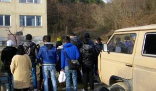 В Благоевград пресякоха канал за трафик на хора