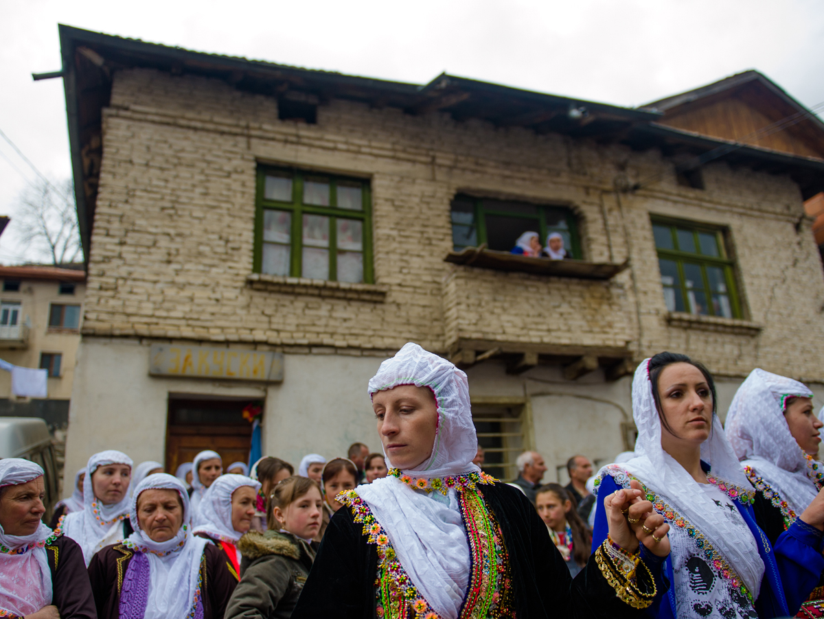 Традицията на "белите булки" в Рибново