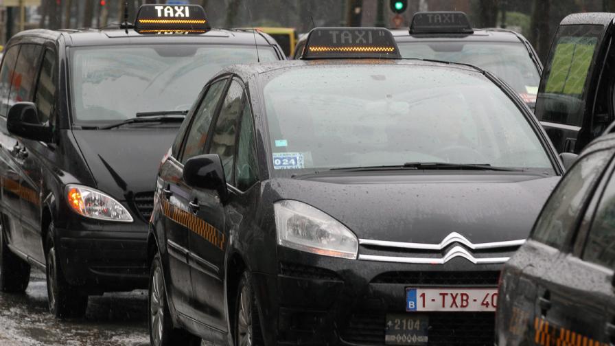 Мними таксиджии изнасилват жени в Брюксел