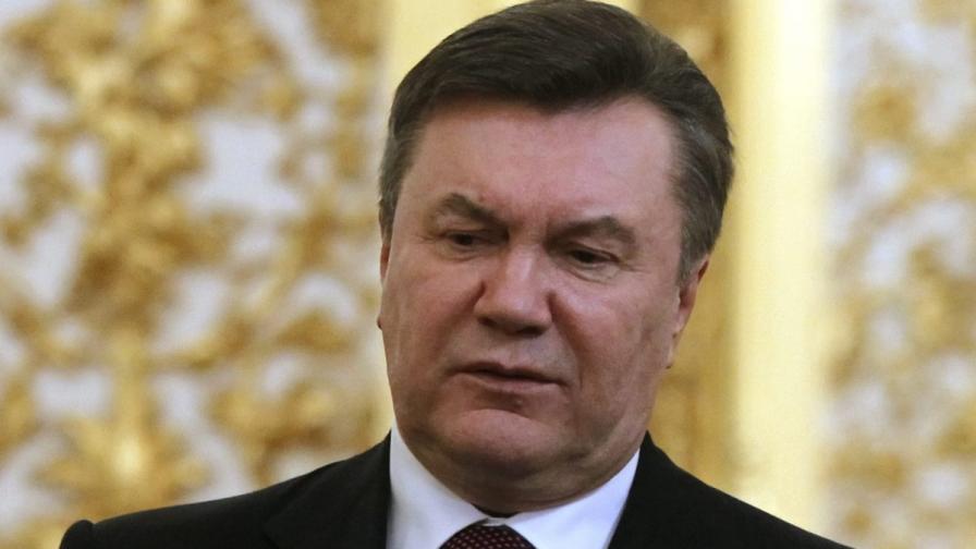 Янукович се е опитал да напусне Украйна, но е бил спрян без документи