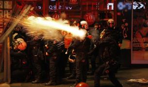 Заради разпространените записи, за които се твърди, че са на Ердоган и сина му, в които се обсъжда корупция в огромни размери, в много градове в Турция има протести с искане за оставката на президента