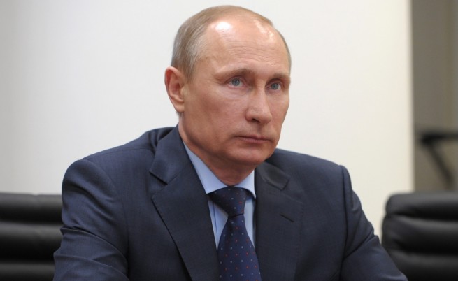 Владимир Путин подписа указ за признаването на Крим