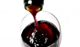 Машина превръща вода във вино