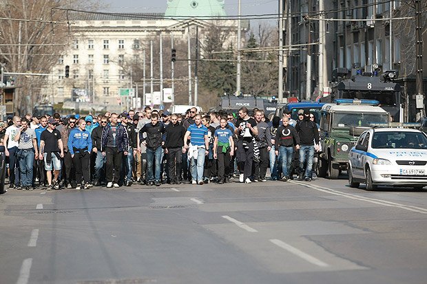 Агитките на ЦСКА и Левски преди Вечното дерби1