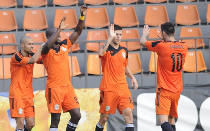 Литекс приземи Локо Сф и излезе еднолично на върха