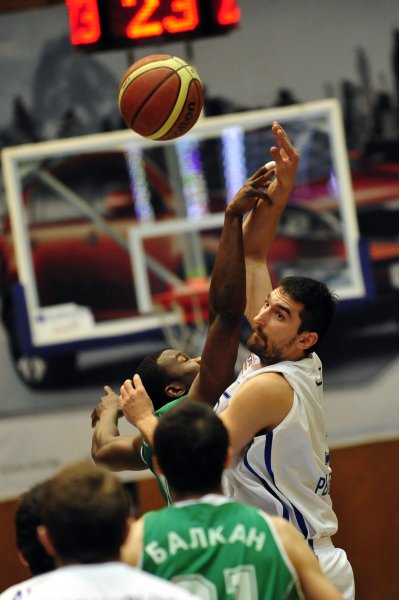 Левски се наложи със 78 77 над Балкан Ботевград в1