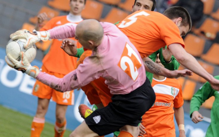 Литекс загря за Левски с разгром над Ботев Враца