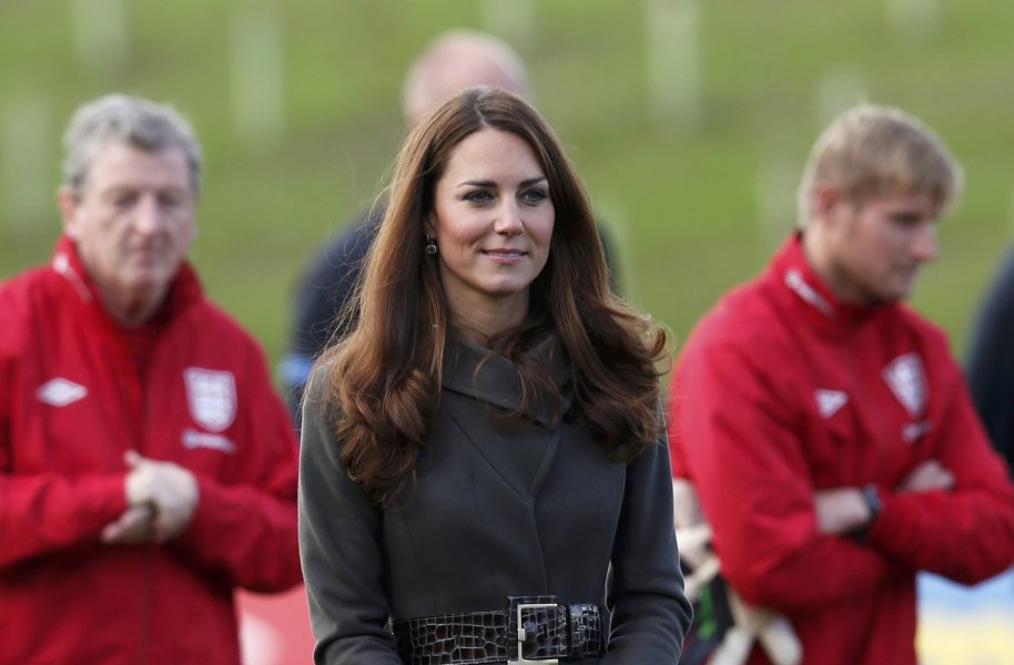 Дукеса Кейт и принц Уилям при английските национали1