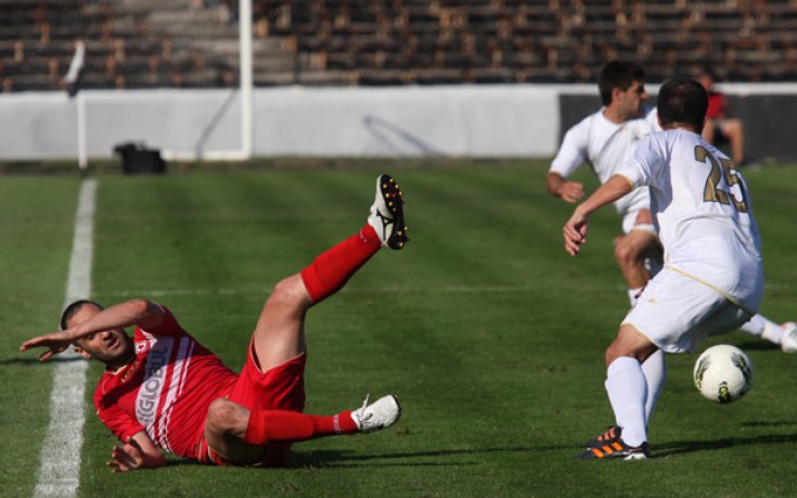 ЦСКА не даде шанс на Славия, плюс един много, много слаб съдия