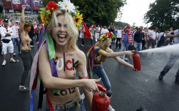 Активистките от Femen с нов протест преди старта на Евро 2012