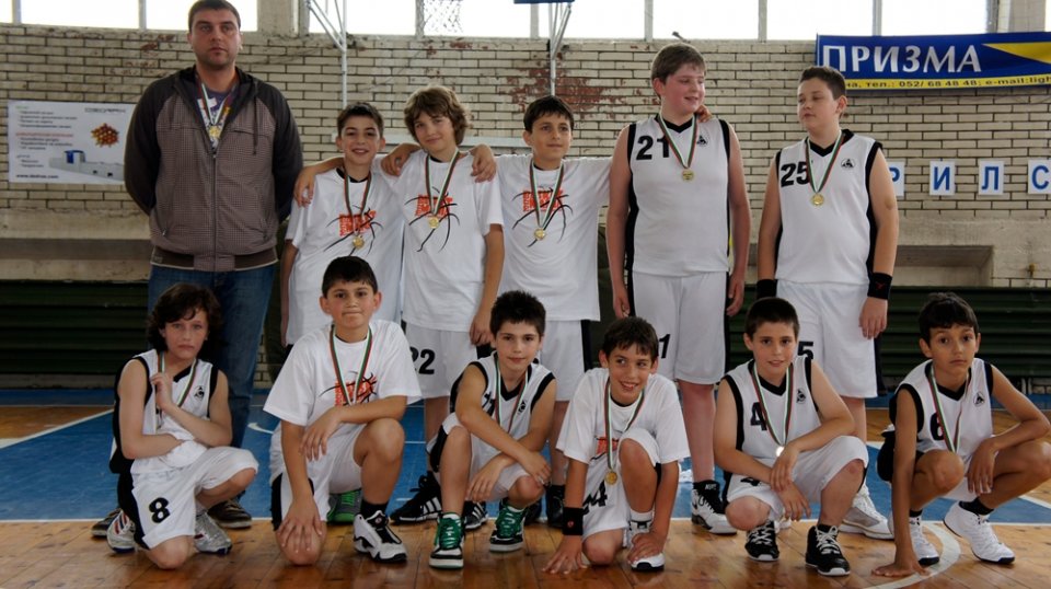 Левски спечели BasketMania 20121