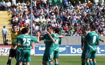 Лудогорец взе своето срещу Черноморец и увеличи напрежението върху ЦСКА