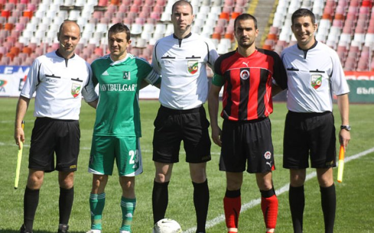 Лудогорец с ценни 3 точки, победи Локо Сф в мач с 10 жълти и 1 червен картон