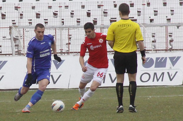 Стойчо тръгна с 3 1 срещу Калиакра първа победа за1