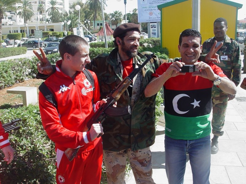 ЦСКА се въоръжи с картечници в Бенгази1