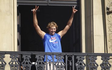 Хиляди посрещнаха шампиона Дирк в родния Вюрцбург