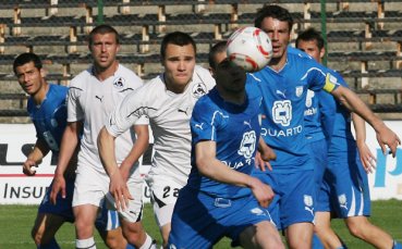 Черноморец с първа победа през пролетта, Славия с нова домакинска загуба