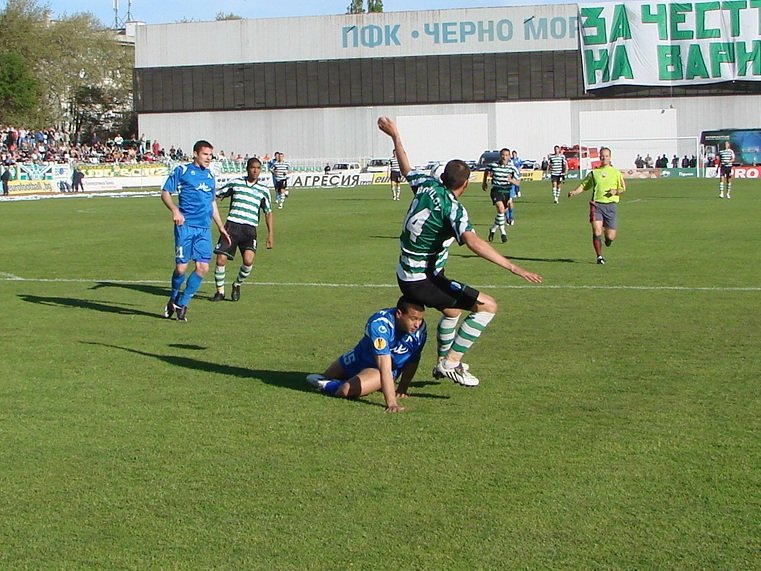 Левски оцеля след късна драма във Варна1