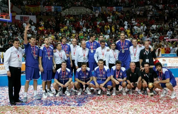 Сребърният медалист Сърбия най младият отбор на Евробаскет 20091