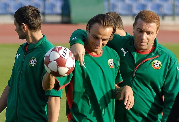 Новият футболист на Манчестър Юнайтед Димитър Бербатов на българска земя1