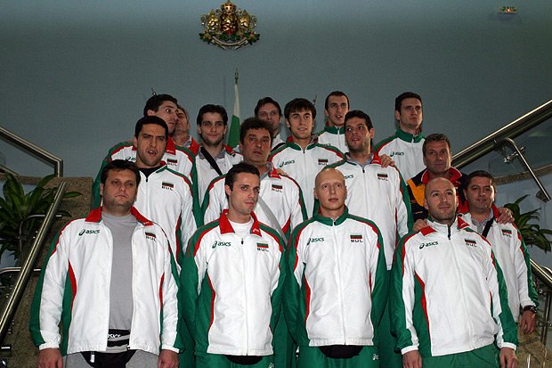 Волейболните олимпийци се прибраха в България1
