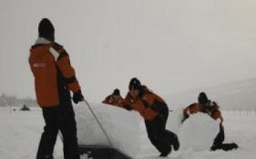 Снежни виелици спират Световното по ски