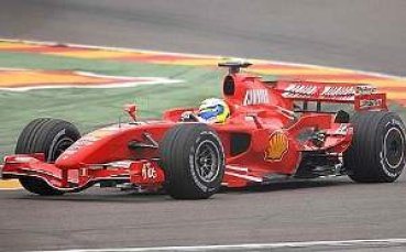 Страхотен ден за Ферари в Бахрейн