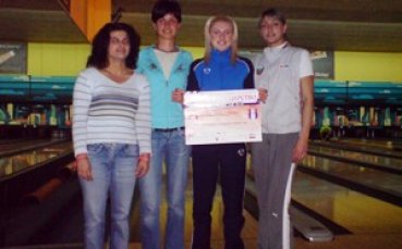 Тезджан Наимова направи дебют в боулинга