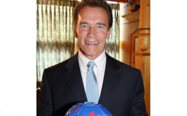 Арнолд Шварценегер подкрепи Евро 2008