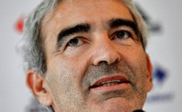 Доменек отговори на обвиненията на Венгер