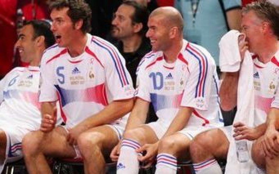 Зинедин Зидан вкара два с екипа на Франция - Футбол свят - Франция ...
