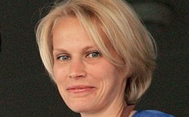 Бившата на Абрамович купува Арсенал