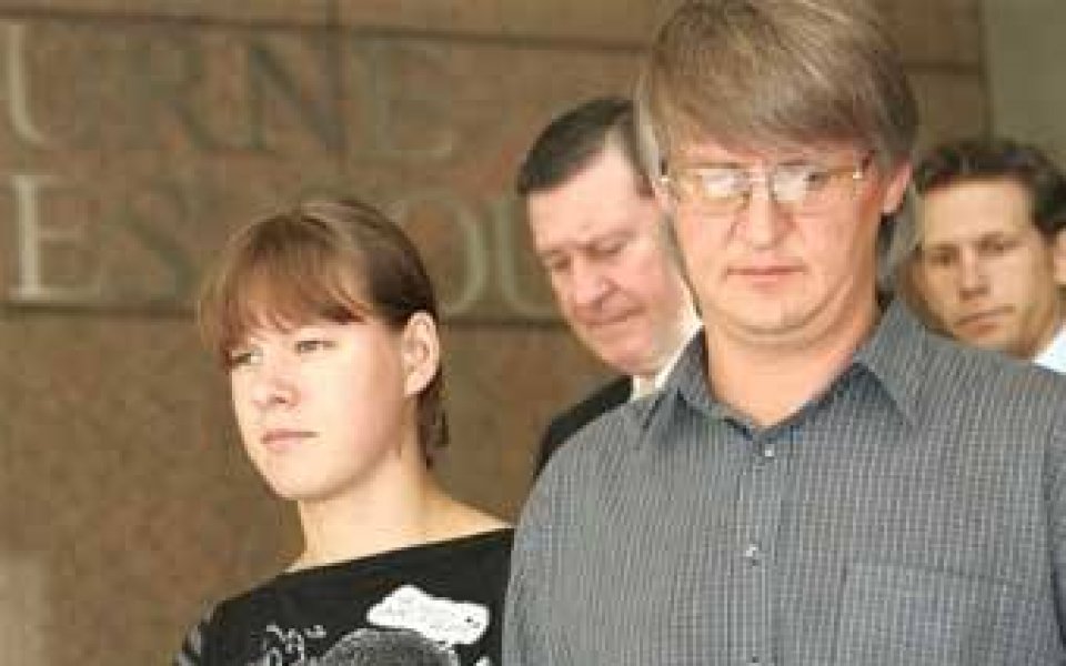 Треньорът пребил дъщеря си – наказан за шест години