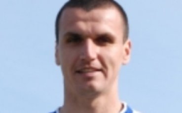 Спартак изплува от дъното