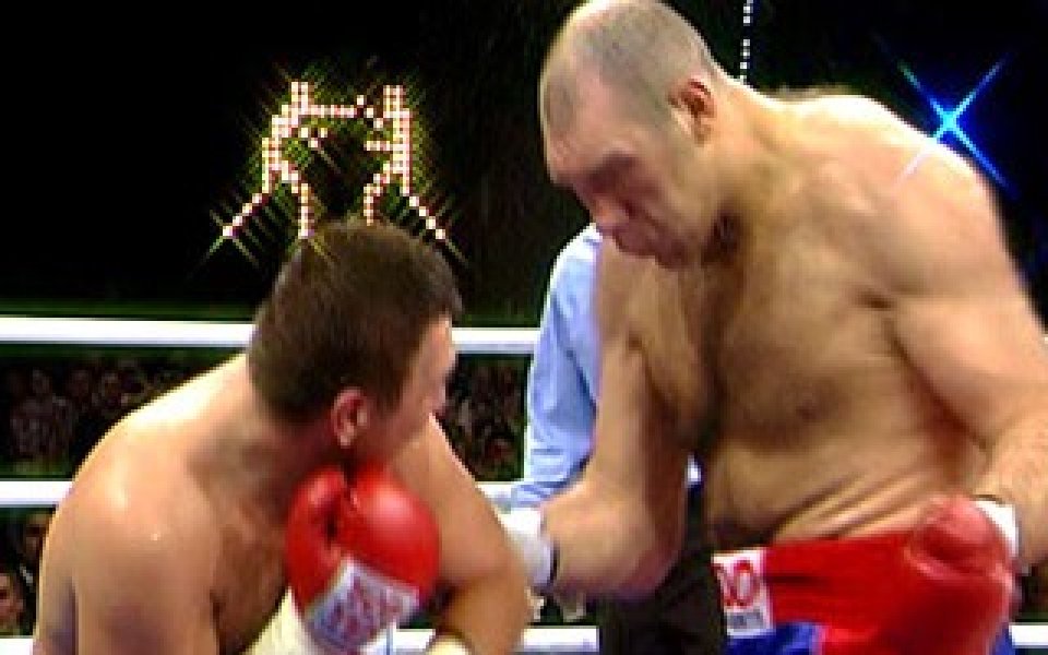 Чагаев взе шампионския пояс на Валуев