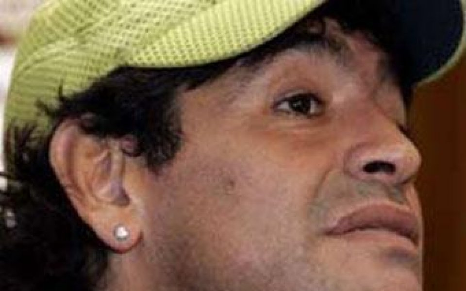Марадона излезе от психиатричната клиника