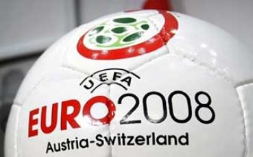Швейцария печели 900 милиона от Евро 2008