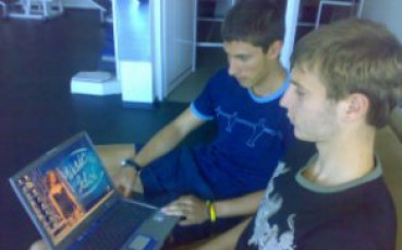 Левскари гласуват за Idol №1 Невена Цонева