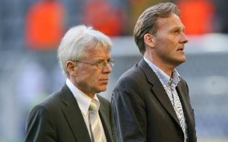 Ватцке остава в Дортмунд