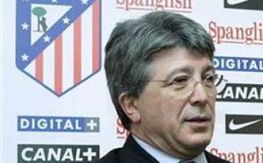 Президентът на Атлетико отрече за интерес от Ливърпул към Торес