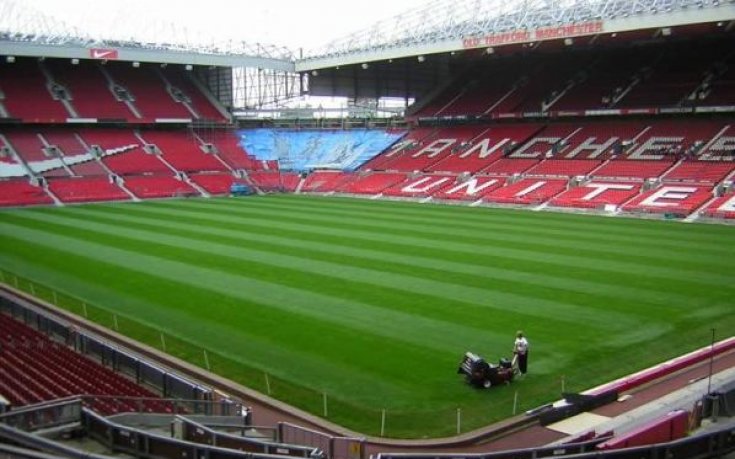 Юнайтед взе двама нигерийци