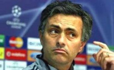 Моуриньо: Искам Робен да остане в Челси