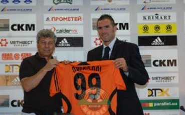 Лукарели бе представен официално в Шахтьор
