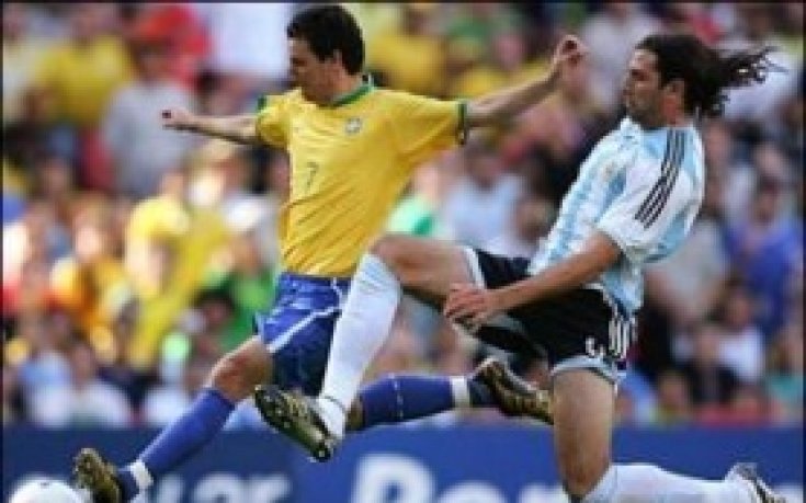 И Елано подписа, Божинов още не